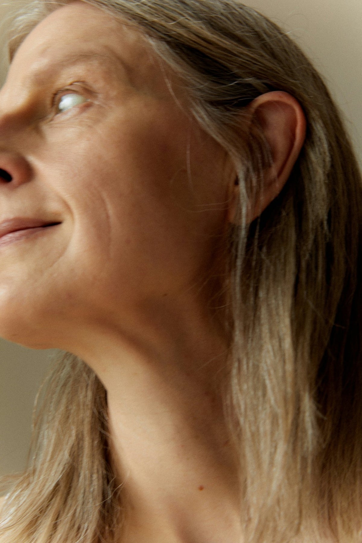 How to Build a Simplified Anti-Aging Skincare Routine: Explained by Darkfin Labs
