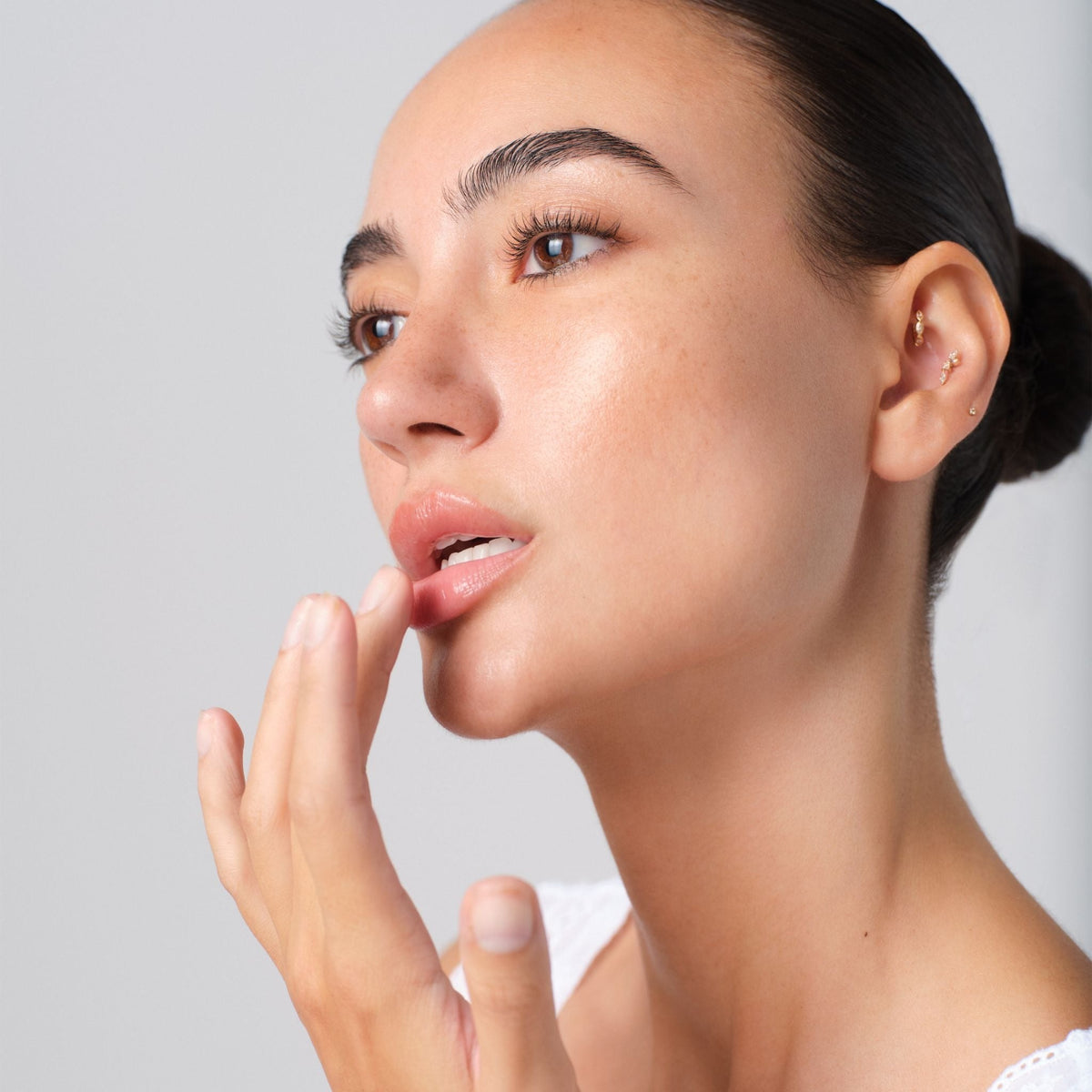 Should Your Skincare Routine Change With the Seasons?